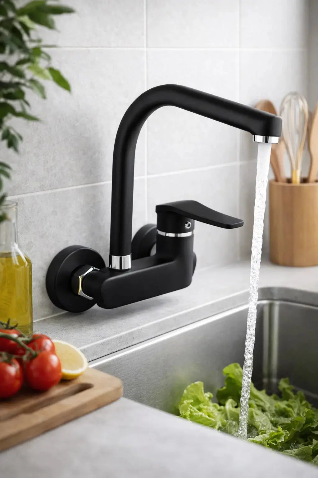 Void Serisi Duvardan Aplik Siyah Mutfak Batarya Pirinç Döküm Sardıcı