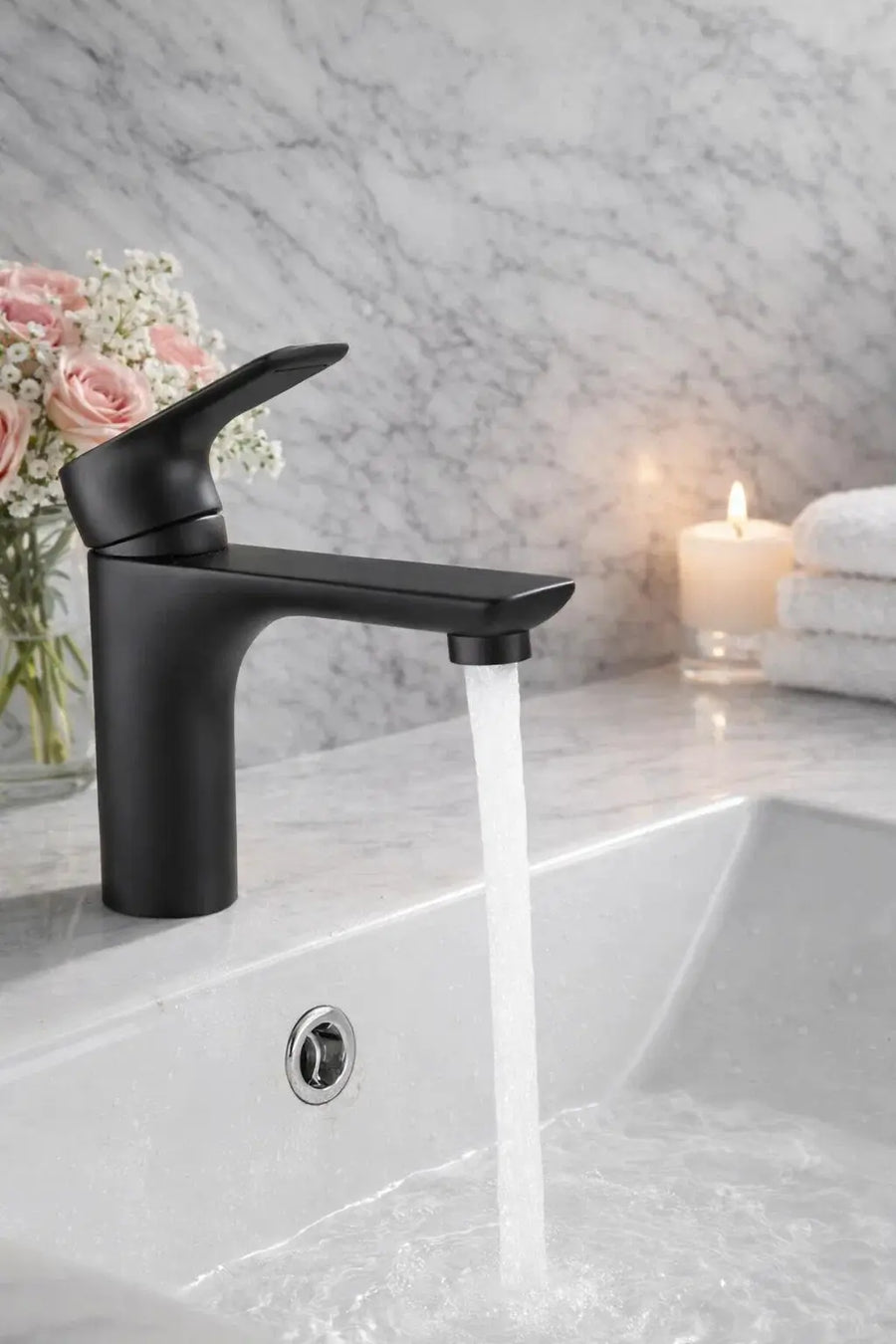 Siyah lavabo bataryası