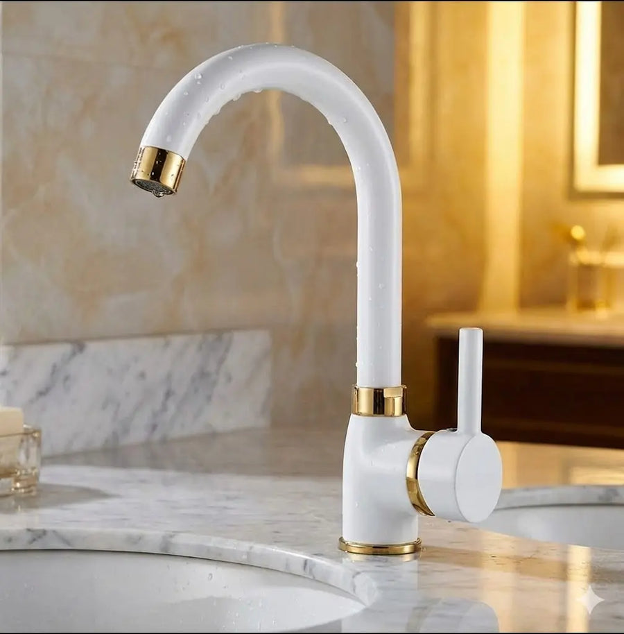 Beyaz-gold lavabo bataryası